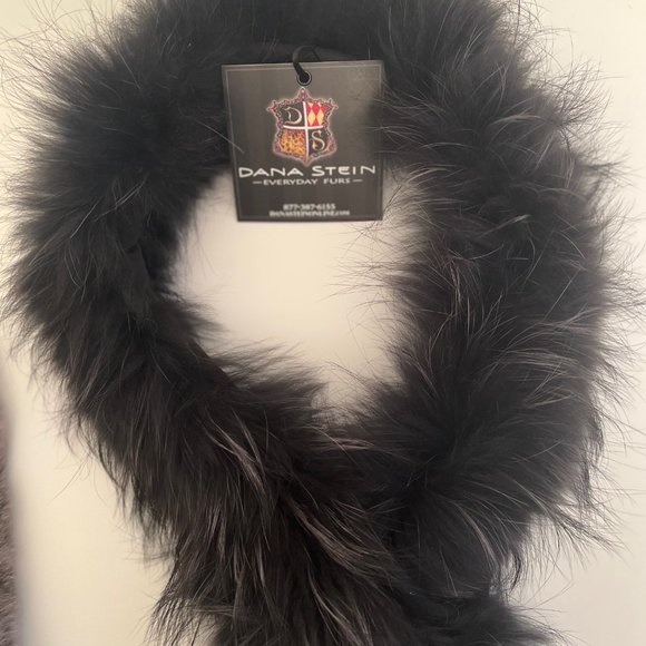 Dana Stein Raccoon collar - Picture 1 of 3